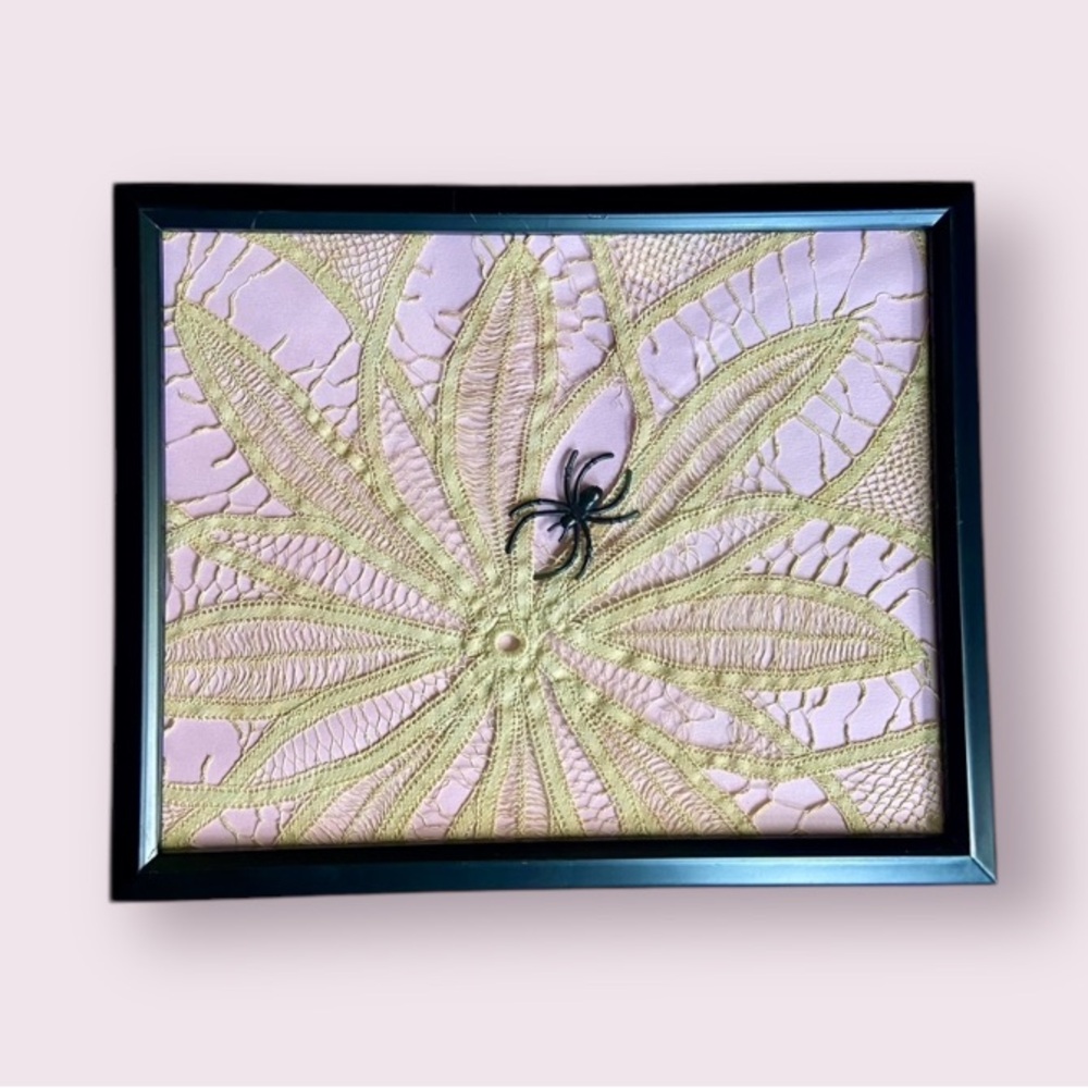 Vintage Doily Spiderweb Picture Frame